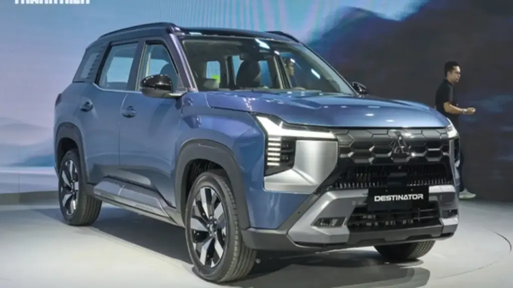 10 ô tô động cơ xăng, dầu bán chạy nhất Việt Nam tháng 3.2026