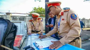 Đề xuất sửa đổi Nghị định 168 về xử phạt giao thông, xe ghép sẽ bị phạt nặng?