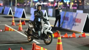 Yamaha Gear 125 Hybrid có gì đấu với 'vua doanh số' Honda Vision?