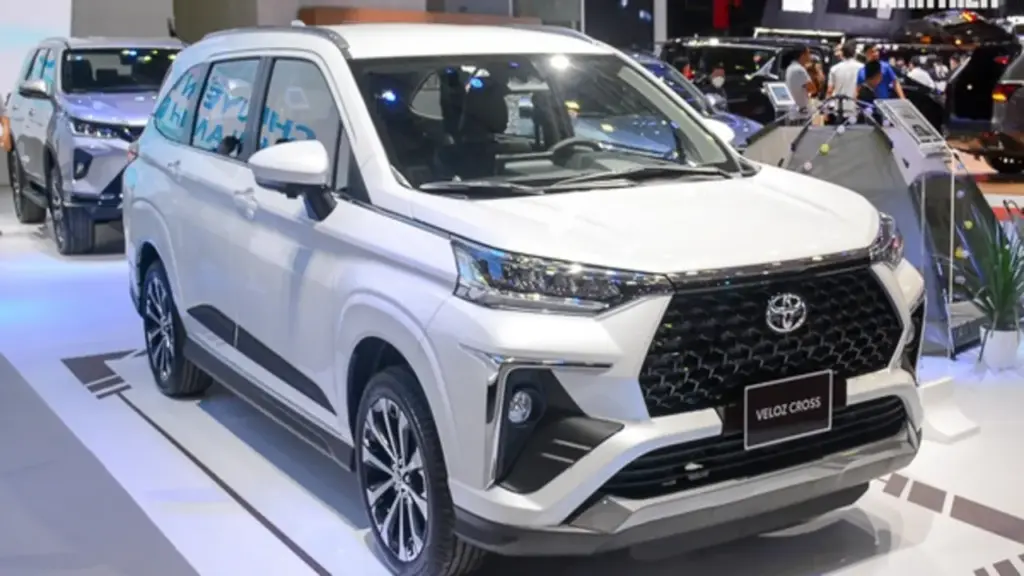 10 ô tô động cơ xăng, dầu bán chạy nhất tháng 4.2026: Veloz Cross dẫn đầu