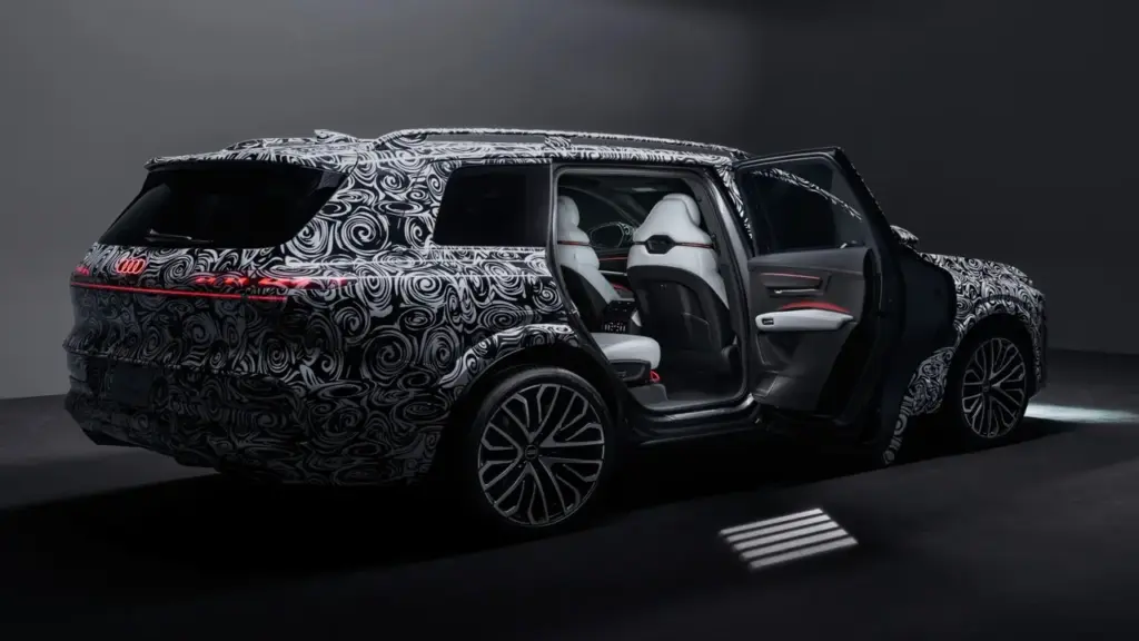 Audi Q9 được trang bị cửa đóng, mở điện như xe Rolls-Royce