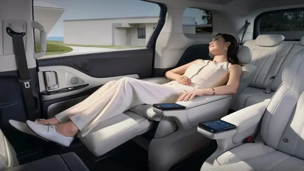 Ghế ngả lưng sâu trên ô tô có thể bị cấm tại Trung Quốc