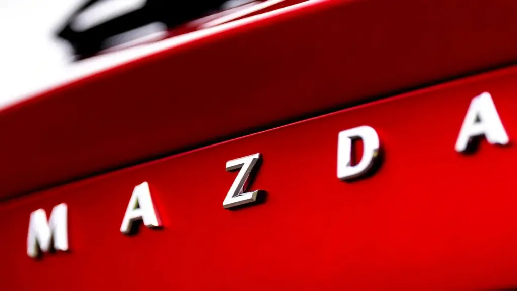 Trì hoãn làm xe điện, Mazda tránh được khoản lỗ cả triệu USD