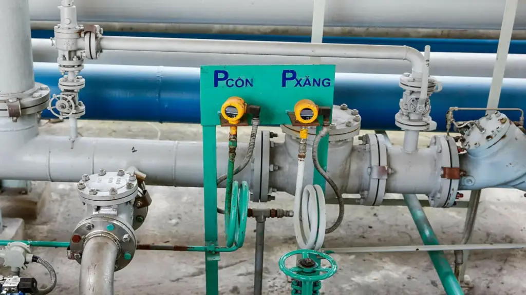 Xăng sinh học E10 tại Việt Nam được pha như thế nào?
