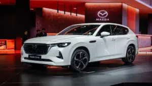 Bán xe cao cấp tại Việt Nam, Mazda đang tìm cách thoát khỏi "vùng an toàn"?