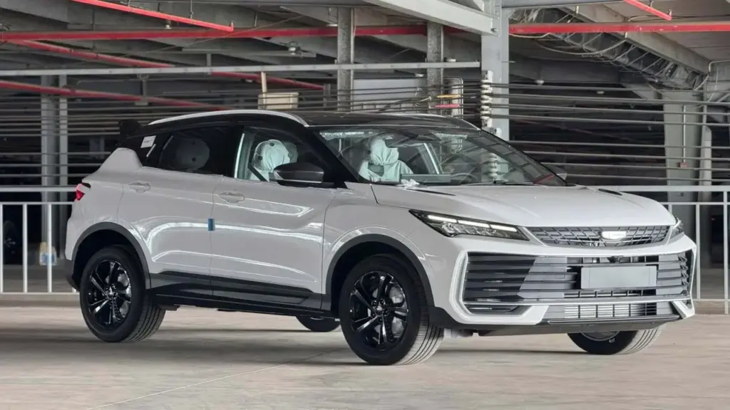 Chủ xe Geely Coolray cảm thấy hụt hẫng do xe "tụt đời" quá nhanh