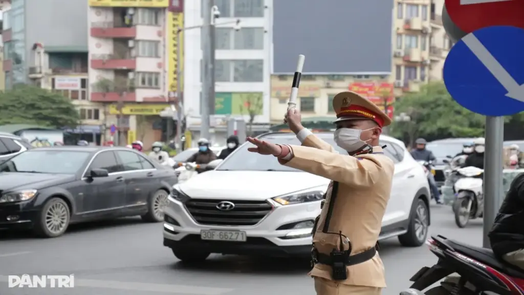 Ô tô, xe máy di chuyển như thế nào trong vùng lõi Hà Nội từ 1/7?