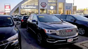 Ông Trump: Các hãng xe Mỹ có thể sẽ sản xuất tên lửa
