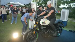 Royal Enfield tung ra 5 mẫu mô tô mới, giá từ 109 - 233 triệu đồng