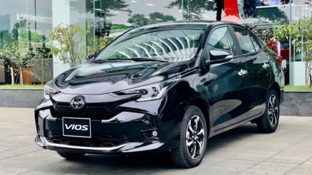 Toyota Vios bán chạy nhất phân khúc sedan hạng B dưới 600 triệu, Honda City vượt Mazda2