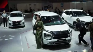 Xe gia đình cỡ nhỏ: Veloz Cross lao dốc doanh số, Xpander dẫn đầu nhóm xe xăng