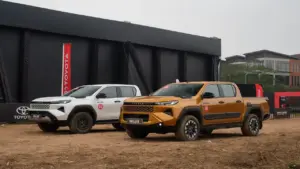 Doanh số Hilux lại vượt Ranger, cuộc đua bán tải nóng trở lại