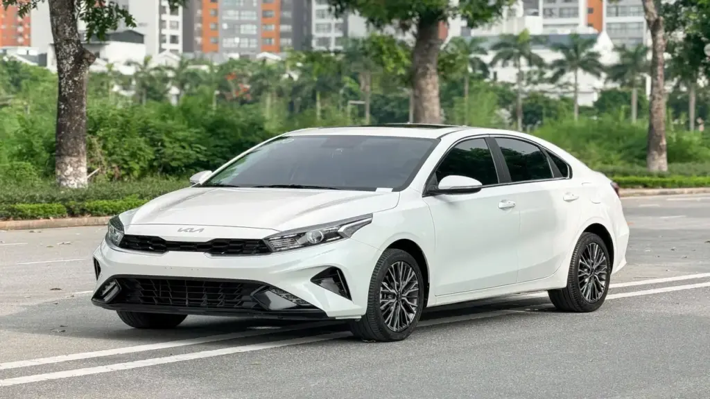 Kia K3 chỉ còn một phiên bản, có nguy cơ ngừng bán tại Việt Nam?