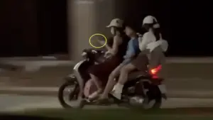 'Những đứa trẻ bị coi thường tính mạng trên xe máy'