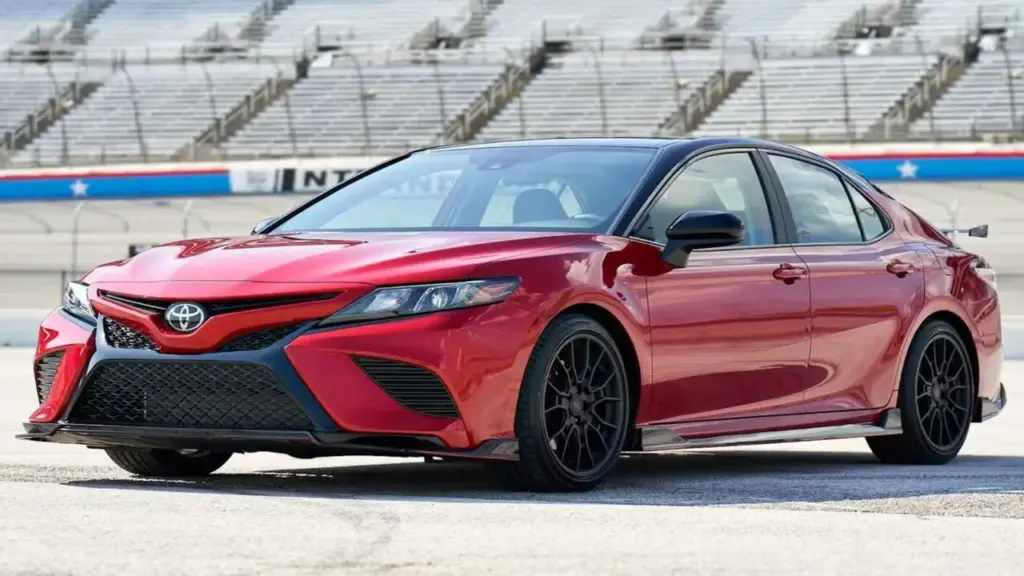 Toyota Camry dự kiến bổ sung bản thể thao mới, có thể thêm lựa chọn số sàn