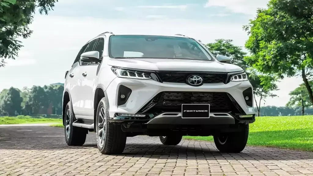 Toyota Fortuner chỉ còn bản máy xăng tại Việt Nam