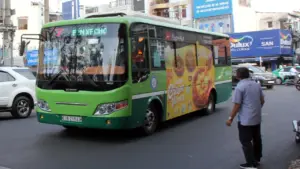 TP.HCM đề xuất quảng cáo trên thân xe buýt theo phương thức mới