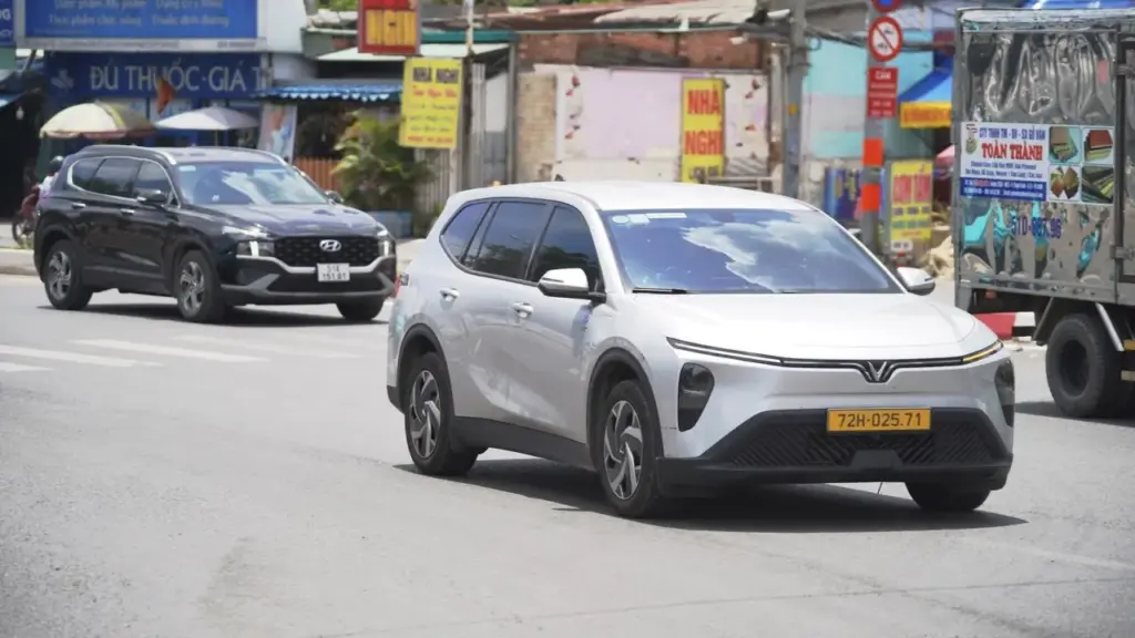 VinFast chiếm hơn một nửa thị phần MPV tại Việt Nam