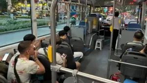 Xe buýt miễn phí mở đường cho tương lai xanh của TP.HCM